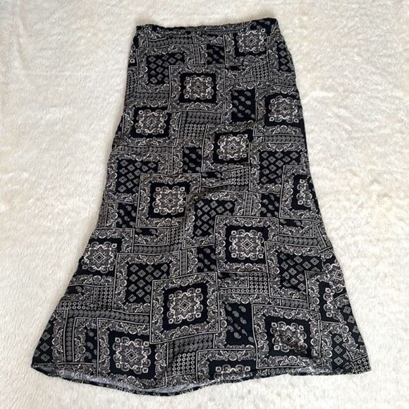 Friday Los Angeles black and white maxi skirt size large - Picture 1 of 16